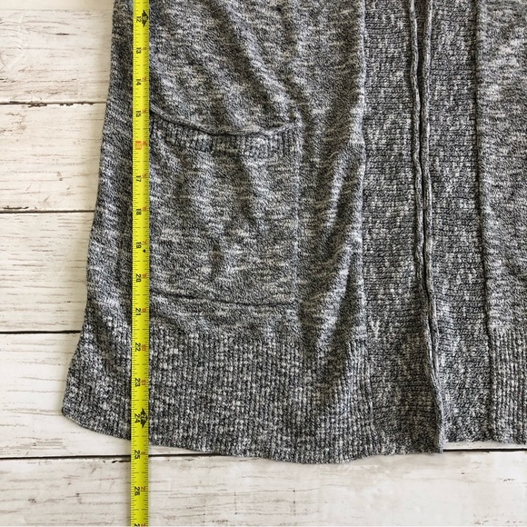 MADEWELL Women’s Heathered Grey Cardigan Knit Sweater Sz XXS - Picture 11 of 13